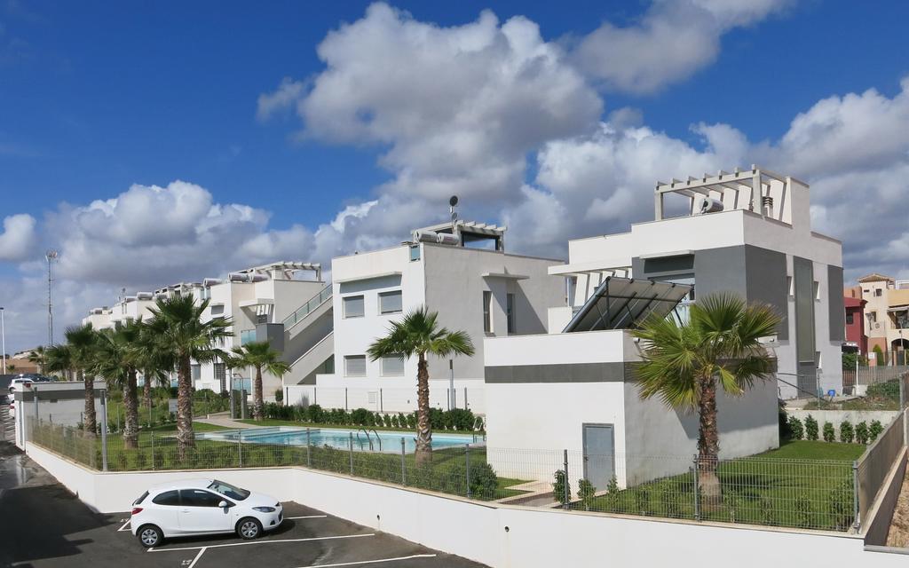 Apartment Escorpiones Torrevieja Habitación foto